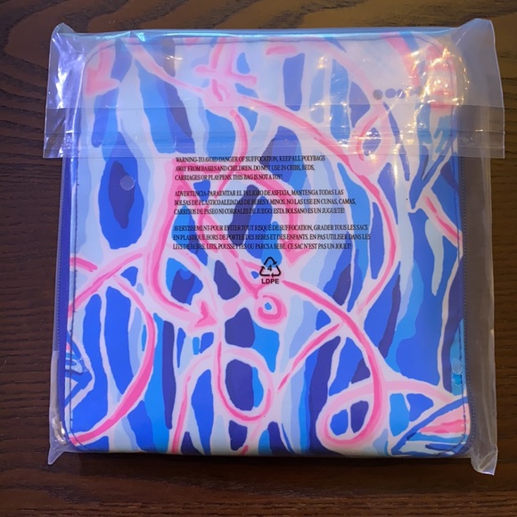 Lilly Pulitzer Bags Lilly Pulitzer Nwt Getaway Packable Tote Poshmark Lilly Pulitzer Bags Lilly Pulitzer Nwt Getaway Packable Tote Poshmark